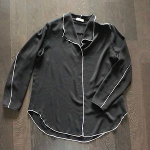 Aritzia Babaton Black White pinstripe blouse